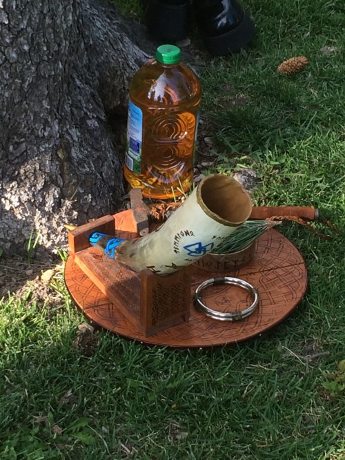 Salt Lake City 15th Annual Pagan Pride Day, Closing ritual with Hart's Hearth Clan, atlar, Saturday, September 17, 2016, Liberty Park, Salt Lake City, UT 